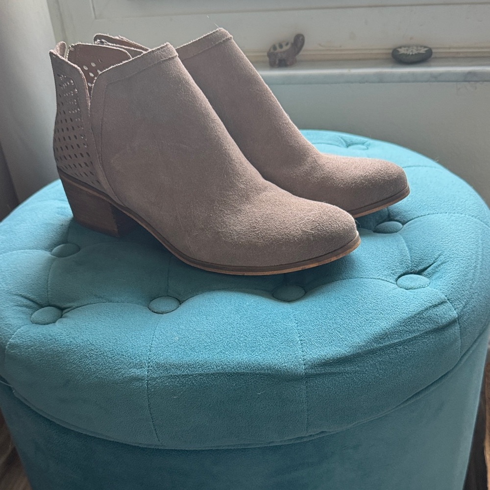 Susina Taupe Ankle Booties